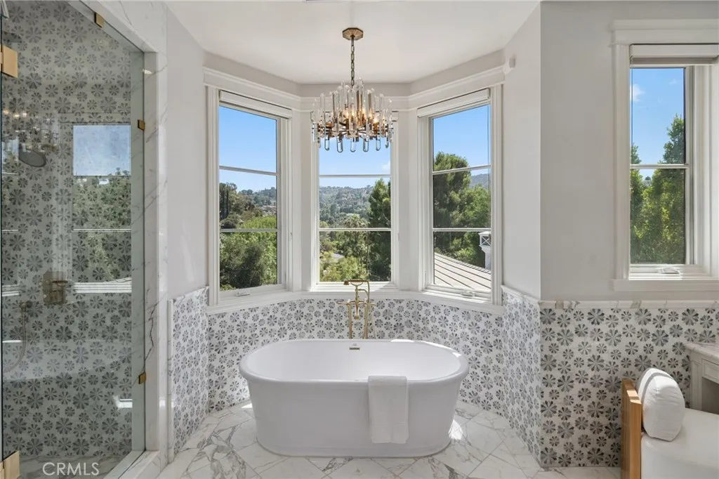 16630 Oldham Place, Encino, California 91436 home-pic-37