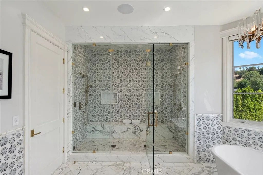 16630 Oldham Place, Encino, California 91436 home-pic-39