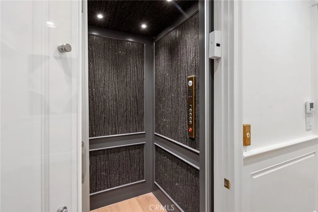 16630 Oldham Place, Encino, California 91436 home-pic-50