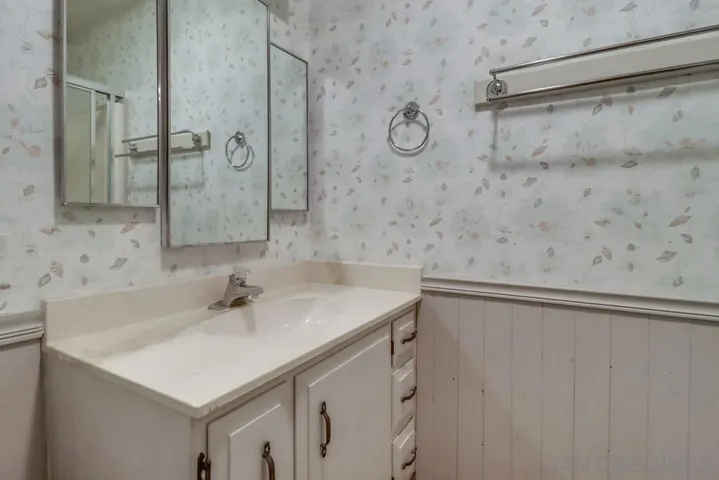 18218 Paradise Mountain Road 129, Valley Center, California 92082