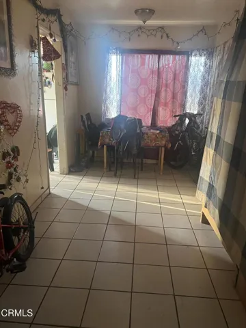 502 livingroom