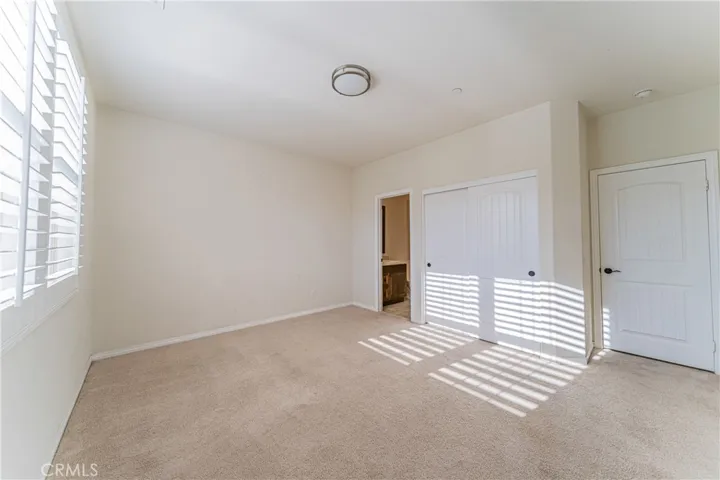 Downstairs Bedroom2