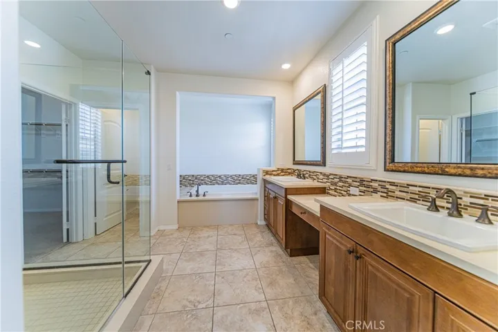 Master Bath1