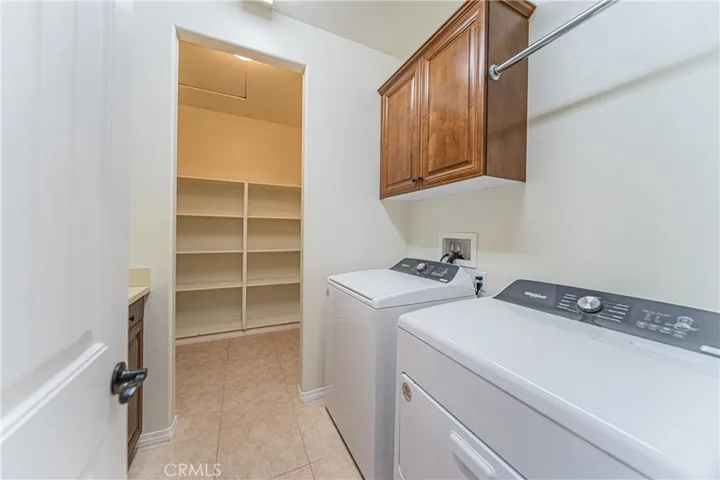 Lanundry Room
