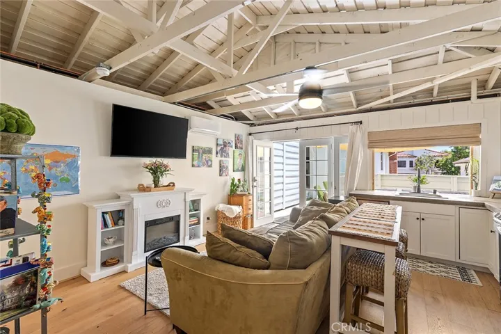 128 Esplanade, San Clemente, California 92672