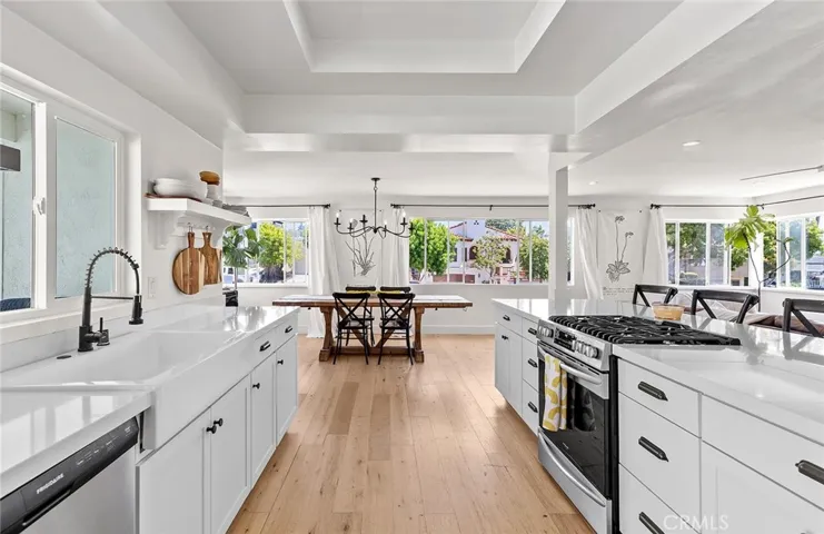 128 Esplanade, San Clemente, California 92672