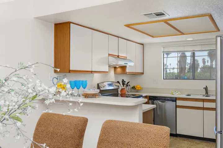 12_11863797_182457_182457-EI-112