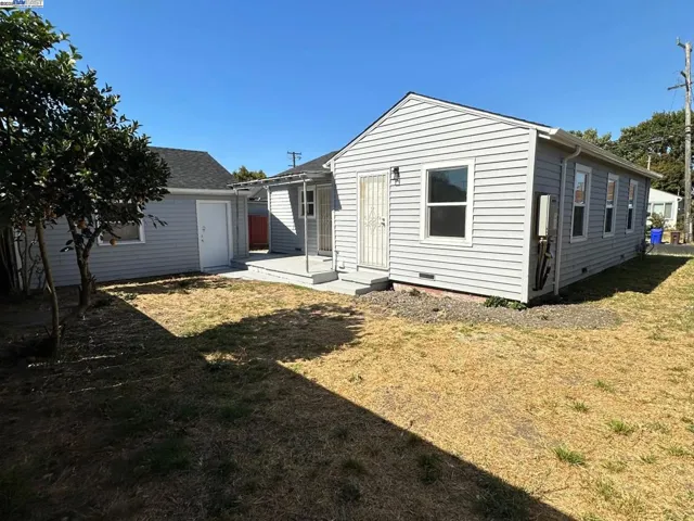 2441 Glenlock St, San Pablo, California 94806