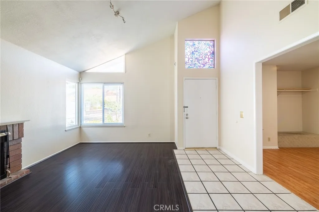 gallery-image 2