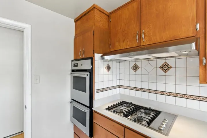 541 Diamond Avenue, South San Francisco, California 94080