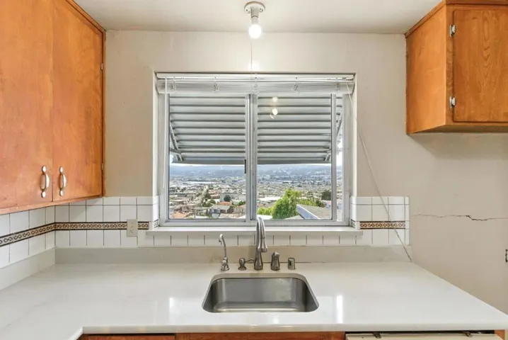 541 Diamond Avenue, South San Francisco, California 94080