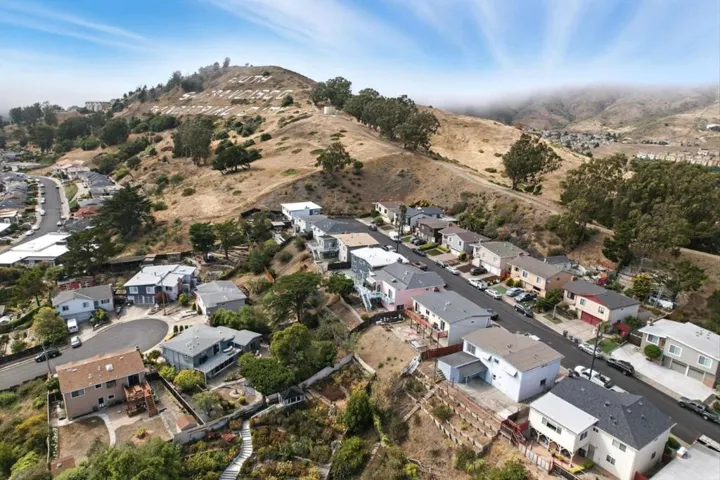 541 Diamond Avenue, South San Francisco, California 94080