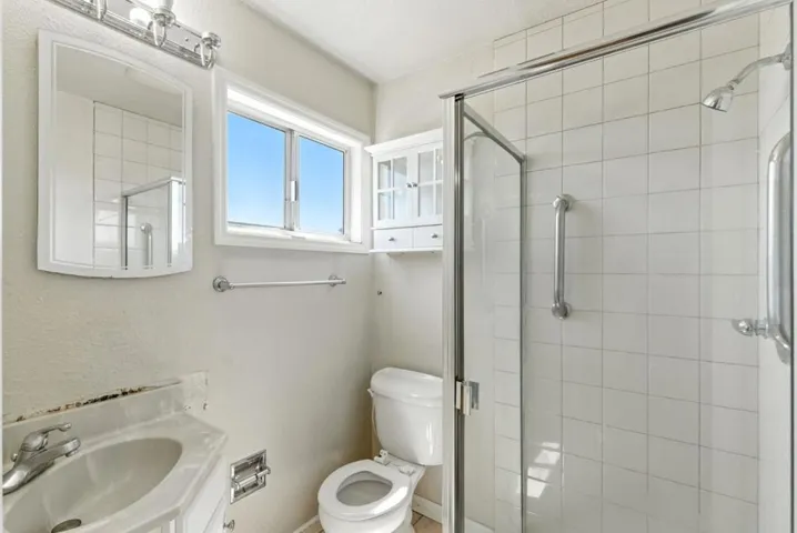 541 Diamond Avenue, South San Francisco, California 94080