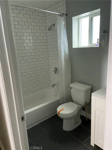 2nd bathroom