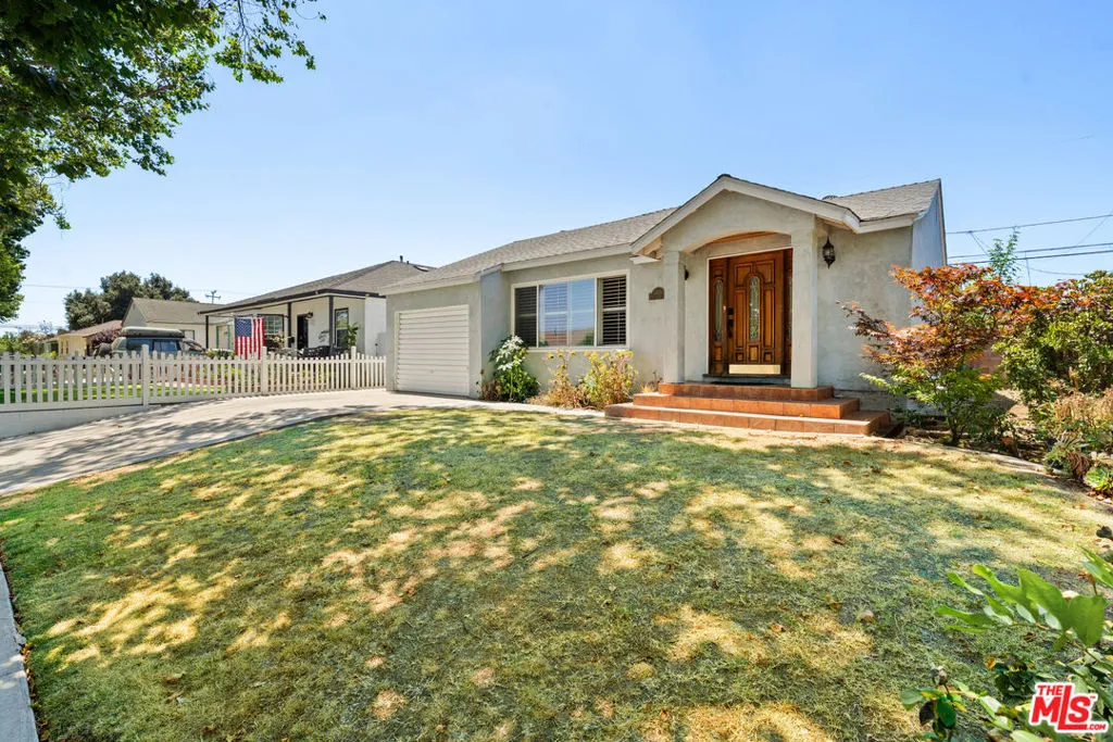 5629 Graywood Avenue, Lakewood, California 90712, 3 Bedrooms Bedrooms, ,2 BathroomsBathrooms,Residential,For Sale,Graywood,25571379