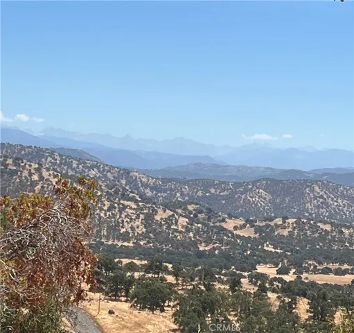 40075 Cornflower Lane, Squaw Valley, California 93675