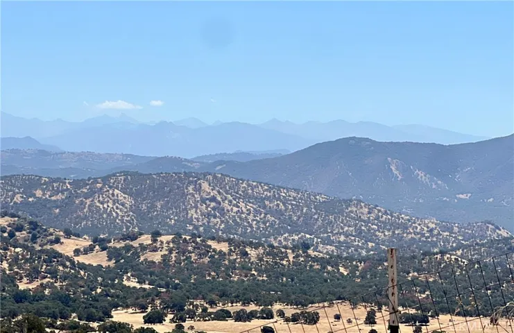 40075 Cornflower Lane, Squaw Valley, California 93675