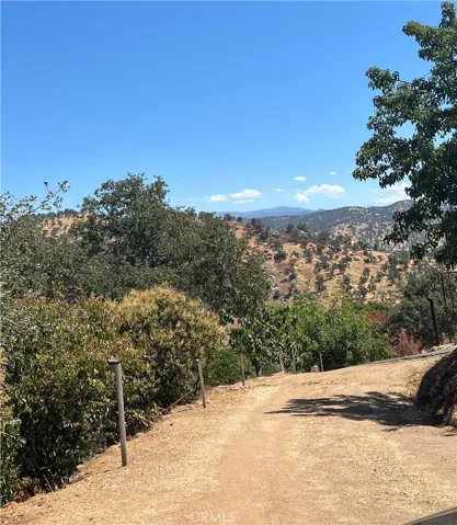 40075 Cornflower Lane, Squaw Valley, California 93675