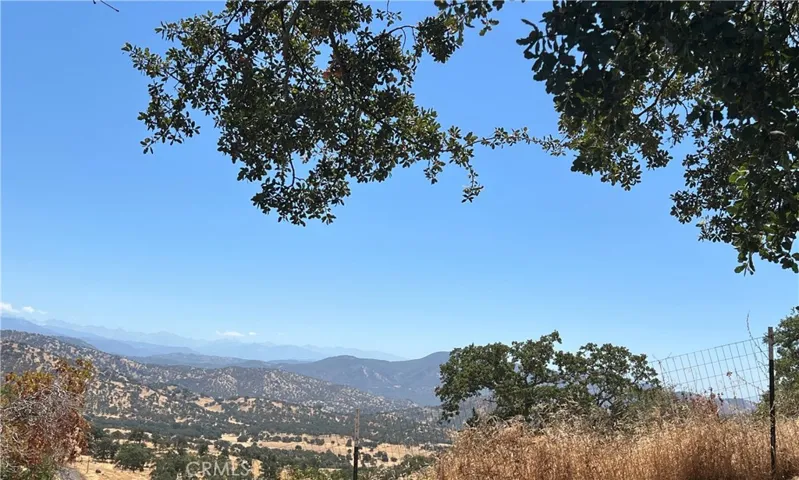 40075 Cornflower Lane, Squaw Valley, California 93675