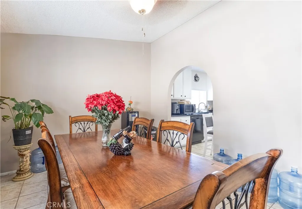 16850 Hidden Creek Drive, Victorville, California 92395 home-pic-13