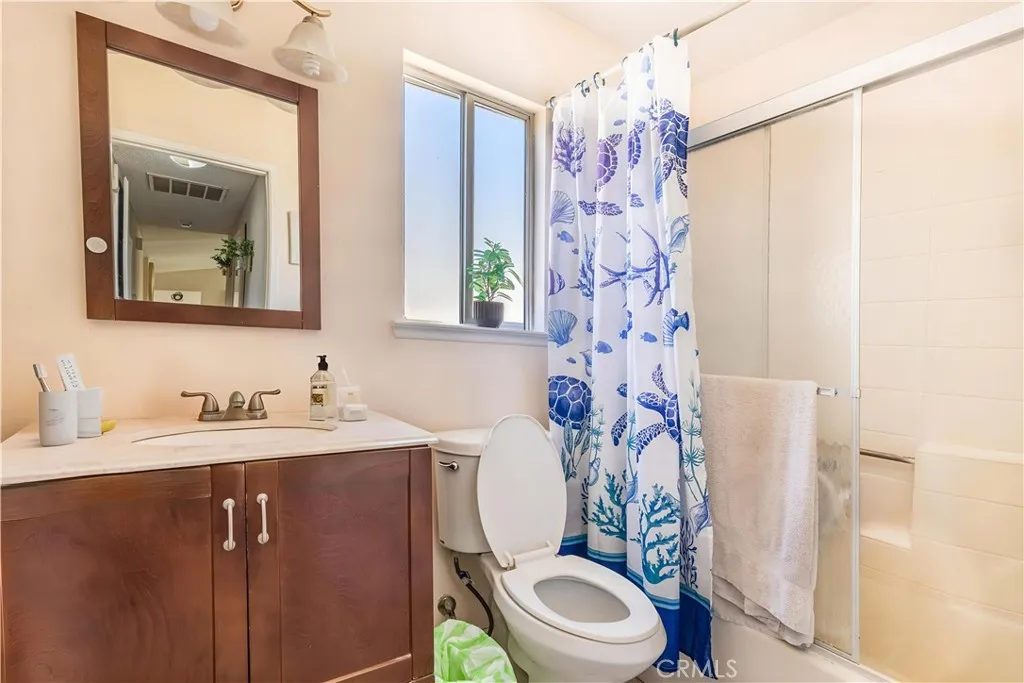16850 Hidden Creek Drive, Victorville, California 92395 home-pic-10