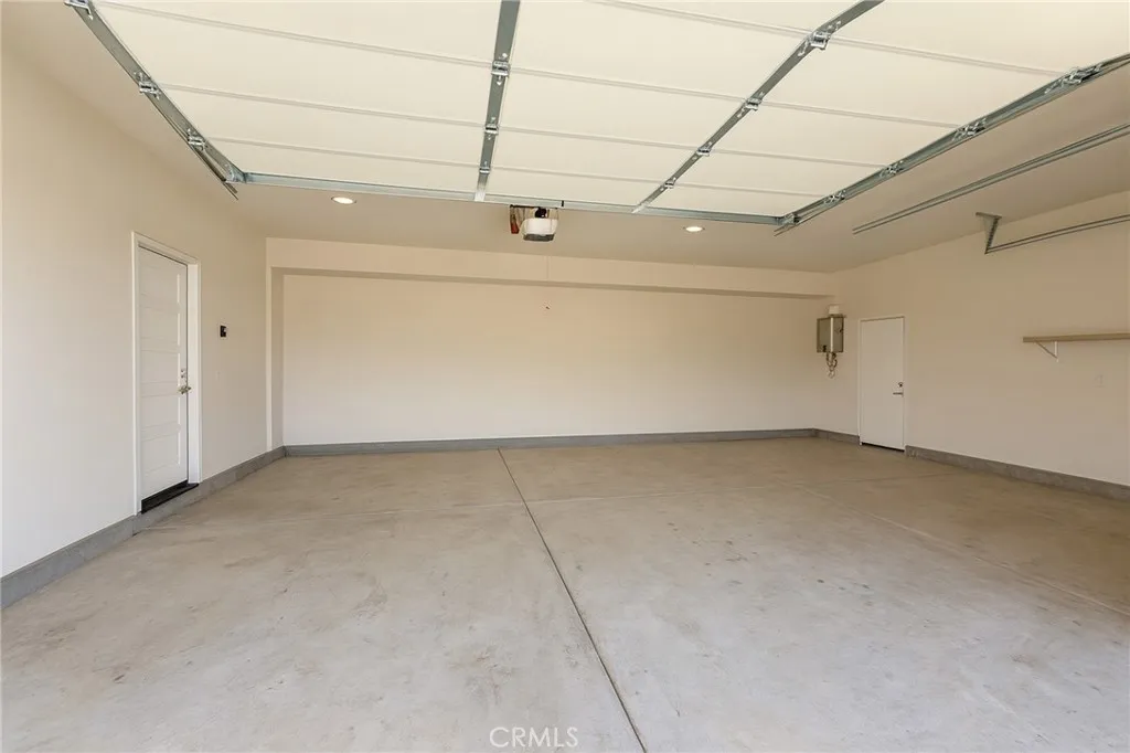 5921 Dragonfly Street, Banning, California 92220 home-pic-26