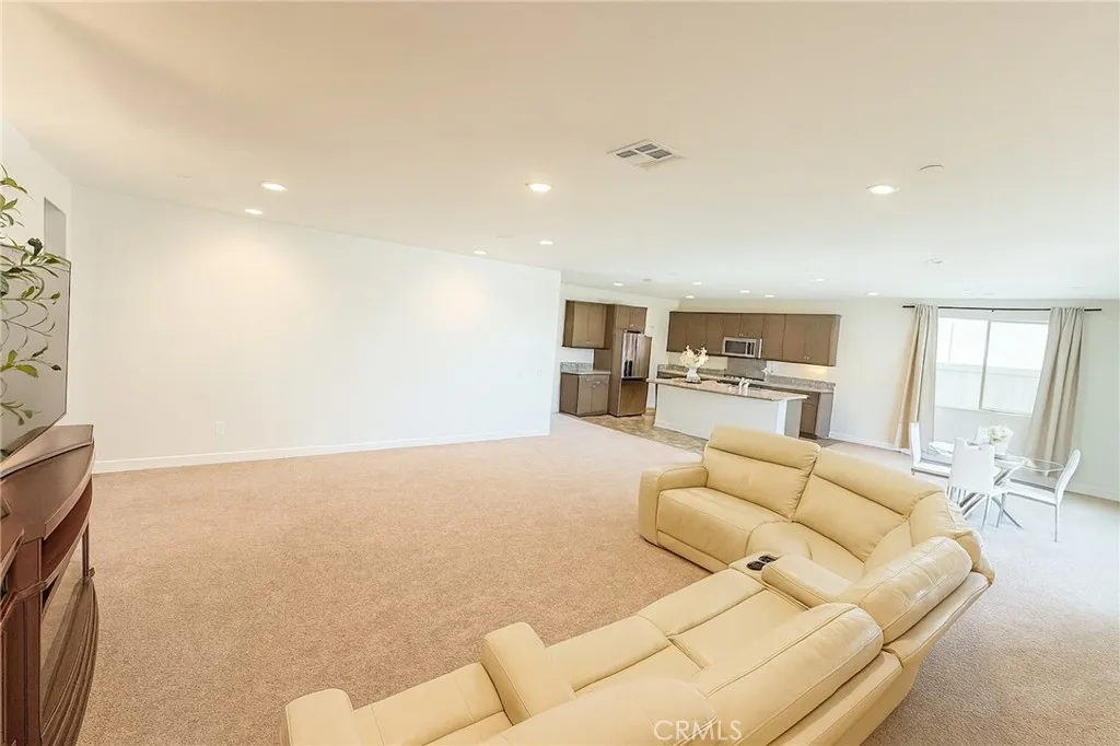 5921 Dragonfly Street, Banning, California 92220 home-pic-10