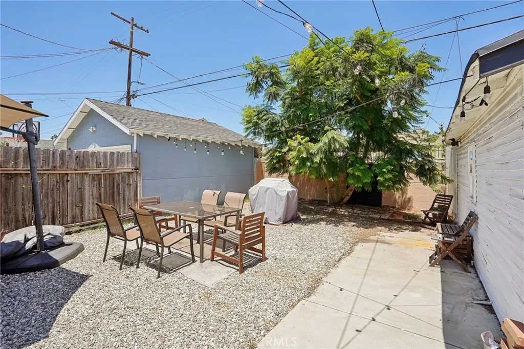 2025 W Vernon Avenue, Los Angeles, California 90062 home-pic-27