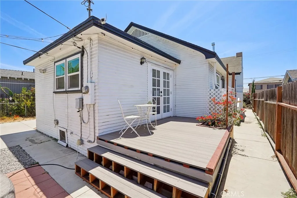 2025 W Vernon Avenue, Los Angeles, California 90062 home-pic-25