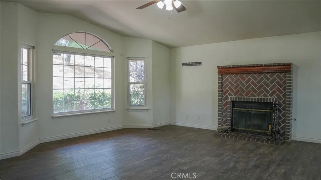 16725 Mission Street, Hesperia, California 92345 home-pic-7