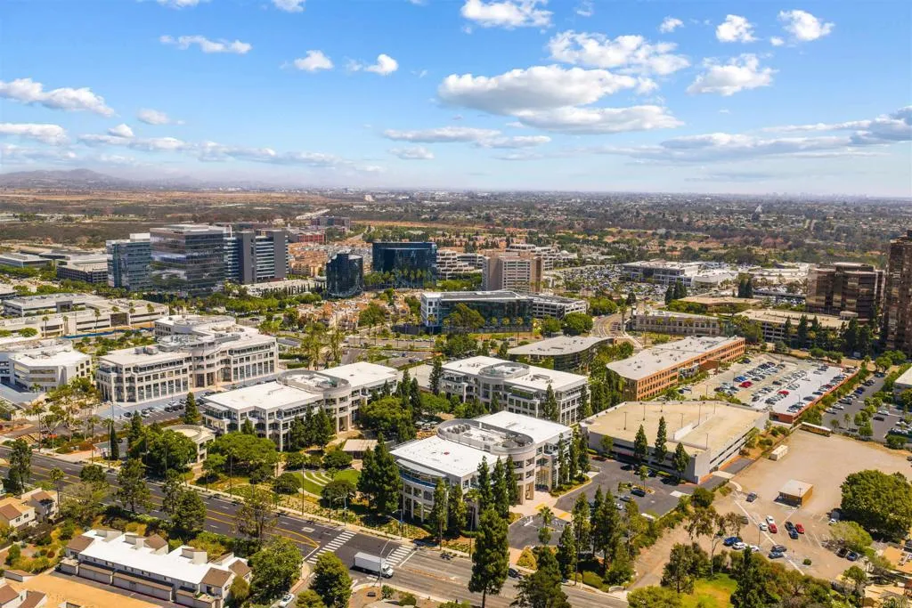 4485 Vision Drive 4, San Diego, California 92121 home-pic-39