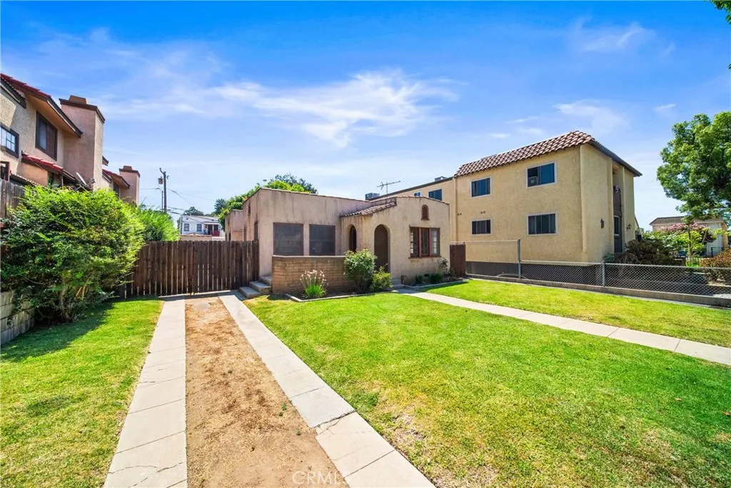 208 La France Avenue, Alhambra, California 91801 home-pic-0