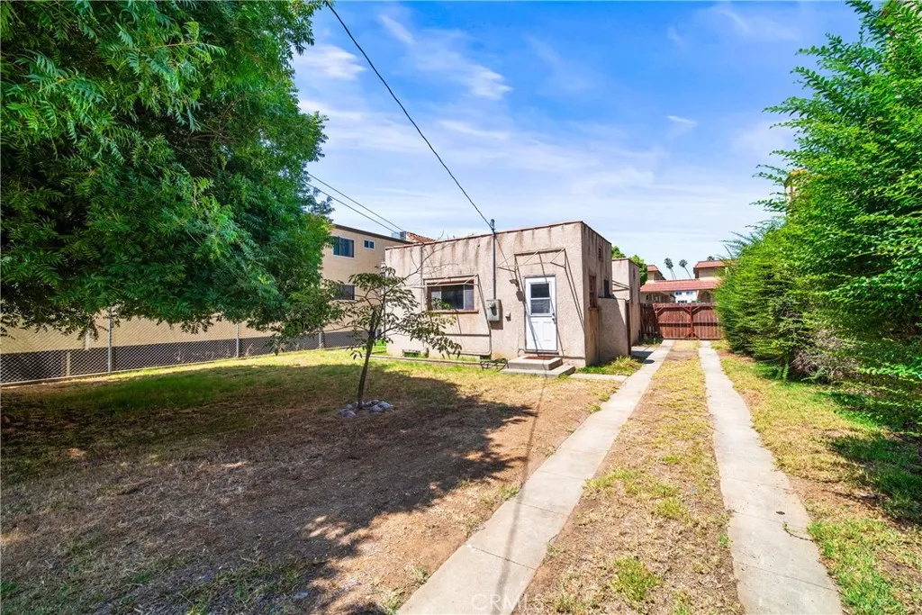 208 La France Avenue, Alhambra, California 91801 home-pic-9