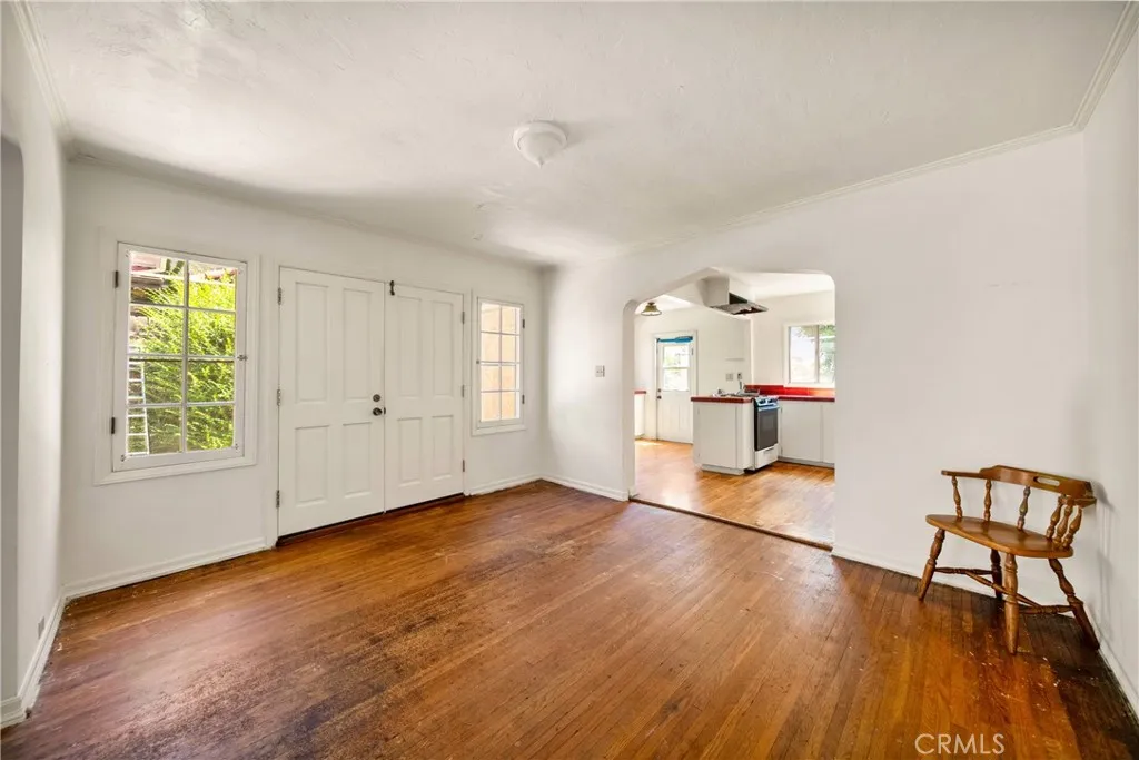 208 La France Avenue, Alhambra, California 91801 home-pic-4