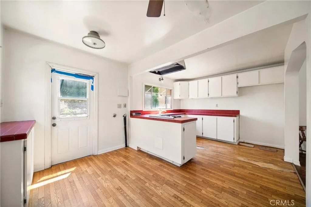 208 La France Avenue, Alhambra, California 91801 home-pic-7