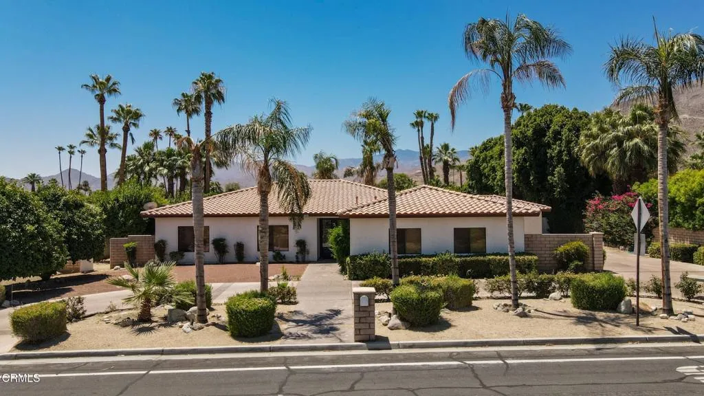 72331 Magnesia Falls Drive, Rancho Mirage, California 92270, 6 Bedrooms Bedrooms, ,7 BathroomsBathrooms,Residential,For Sale,Magnesia Falls,P1-23529