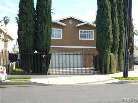 1190 S Thomas Street A & B, Pomona, California 91766, ,Residential Income,For Sale,Thomas,CV25173579