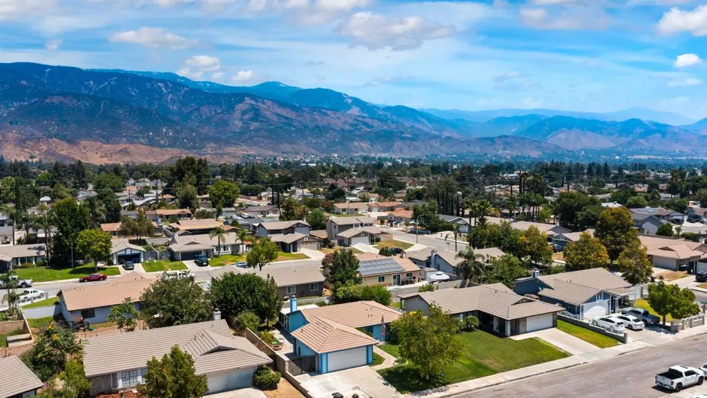 1548 Teton St Street, San Bernardino, California 92407 home-pic-13