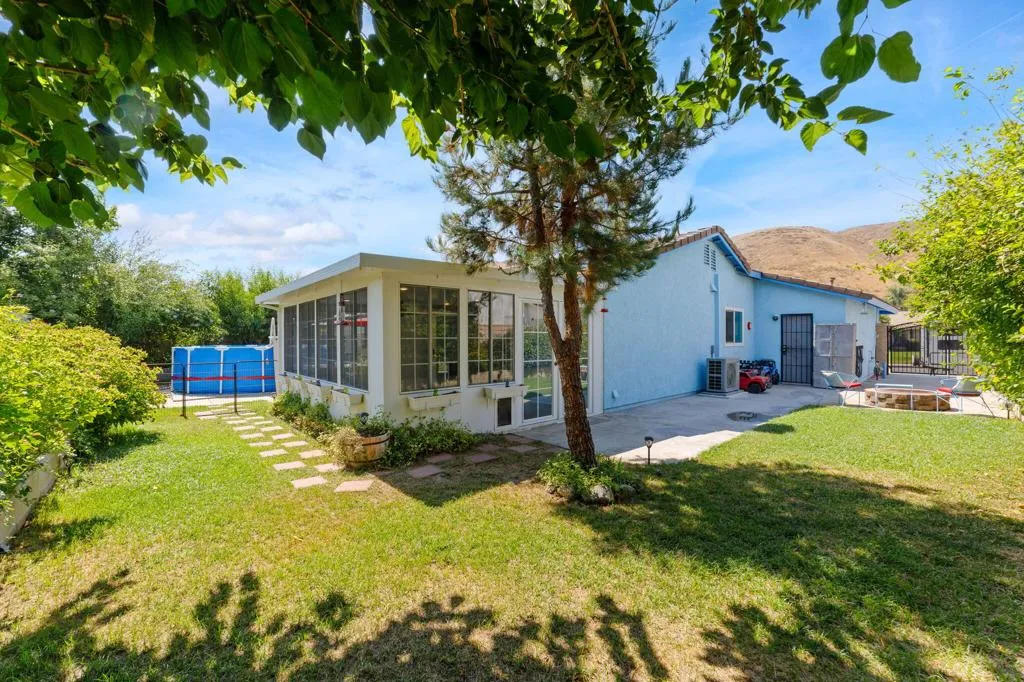1548 Teton St Street, San Bernardino, California 92407 home-pic-6