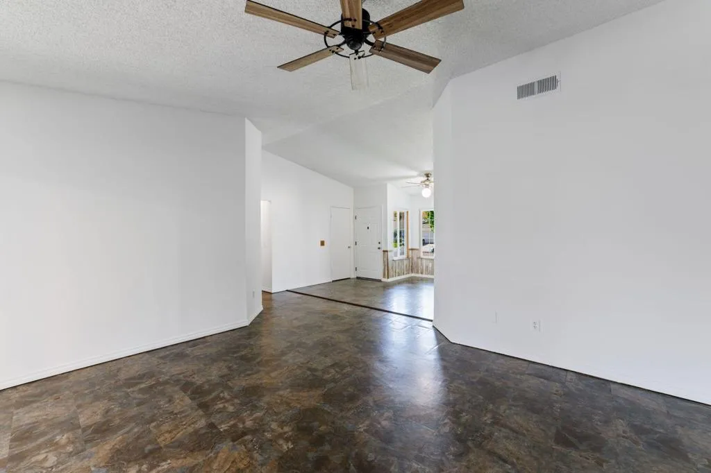 1548 Teton St Street, San Bernardino, California 92407 home-pic-17