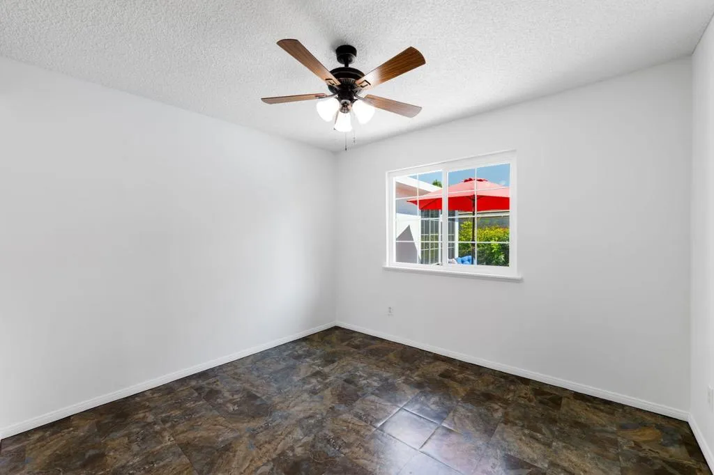 1548 Teton St Street, San Bernardino, California 92407 home-pic-32