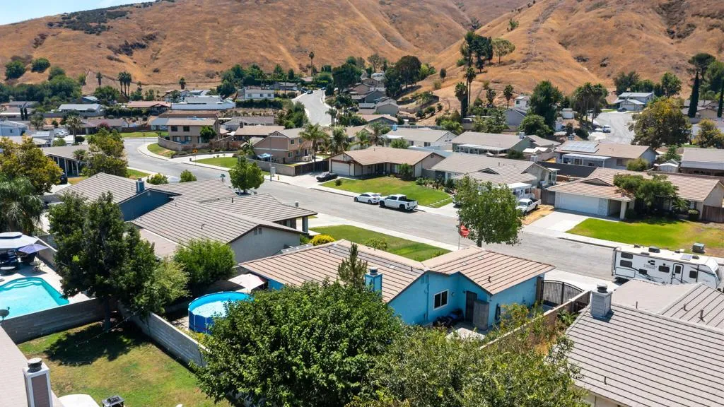 1548 Teton St Street, San Bernardino, California 92407 home-pic-11
