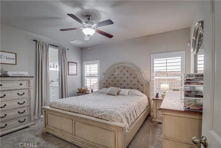 3715 Evergreen Village Lane, Shafter, California 93263