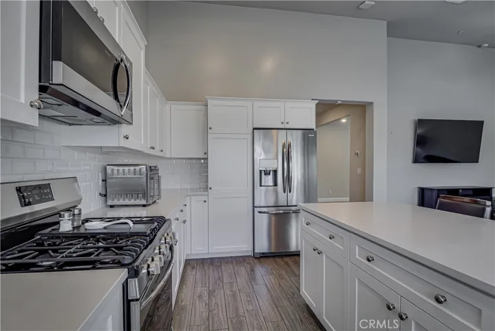 3715 Evergreen Village Lane, Shafter, California 93263