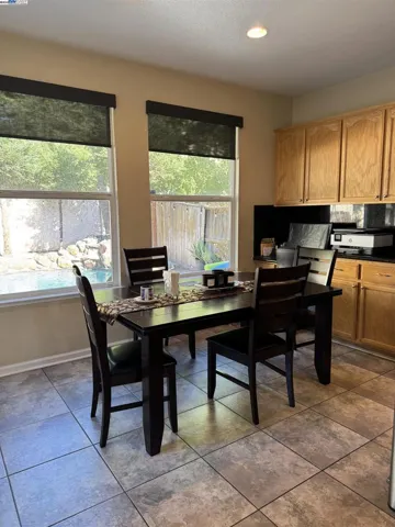 10342 Mono Ct, Stockton, California 95219-7118
