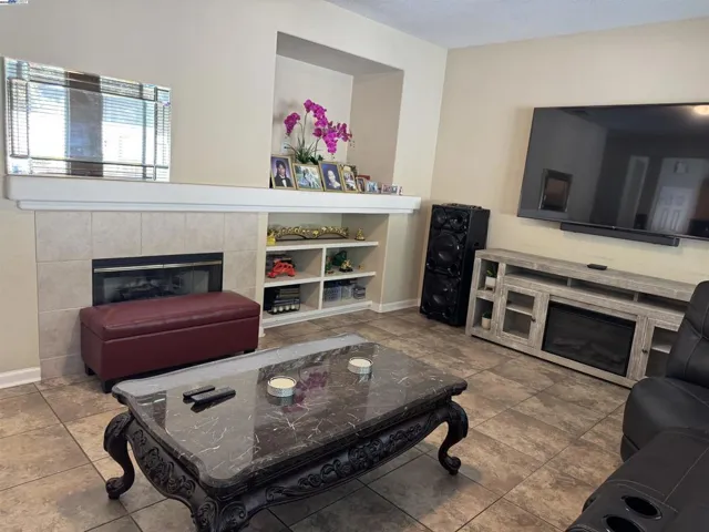 10342 Mono Ct, Stockton, California 95219-7118