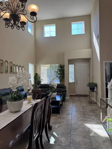 10342 Mono Ct, Stockton, California 95219-7118