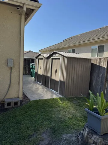 10342 Mono Ct, Stockton, California 95219-7118