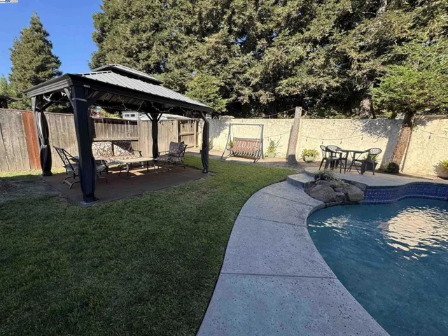 10342 Mono Ct, Stockton, California 95219-7118