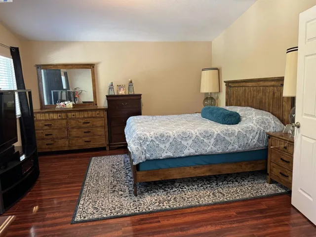 10342 Mono Ct, Stockton, California 95219-7118
